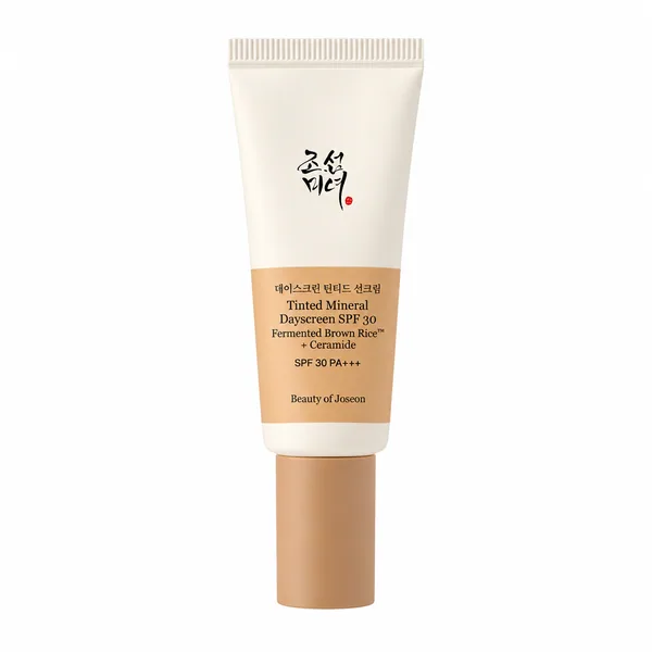 Beauty of Joseon Tinted Mineral Dayscreen SPF 30 PA+++ #33N Medium Neutral, tubo blanco y arena sobre fondo blanco